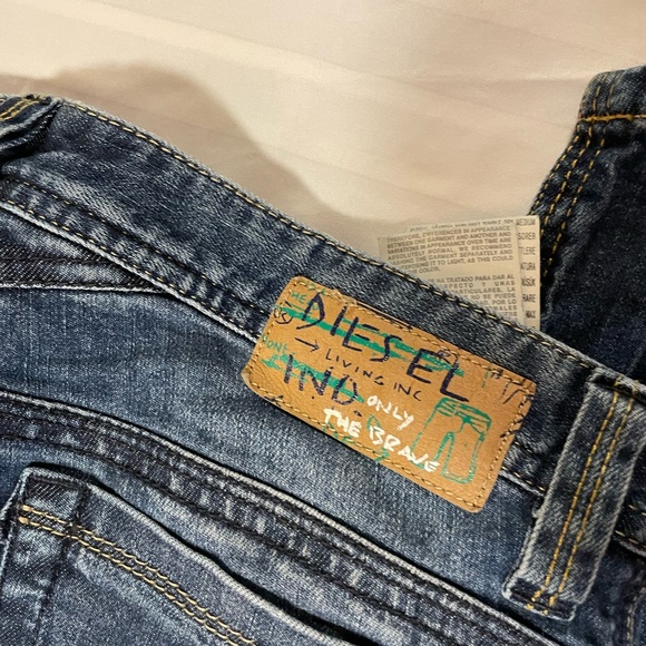 DIESEL YOUTH MALE Size 12 - Picture 6 of 9